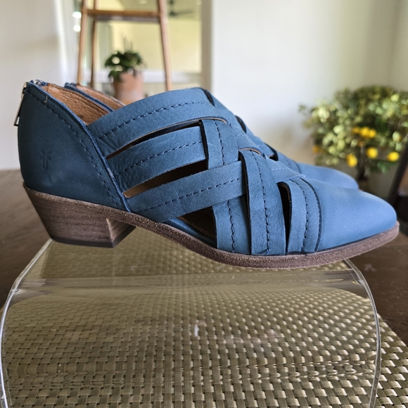 NWT Frye Ray Huarache Shootie 6.5 - Picture 4 of 13